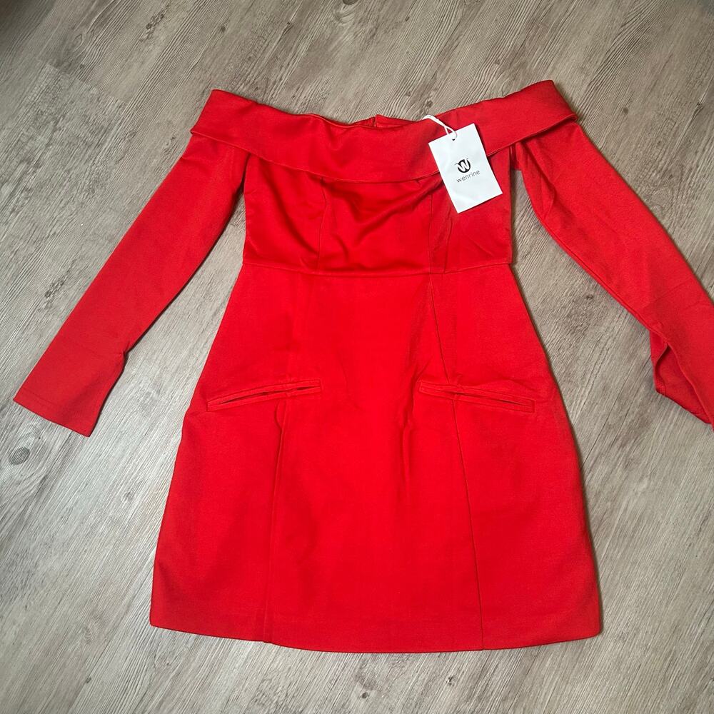 Wenrine Red Off Shoulder Mini Dress Size S Long Sleeve Ruched Bodycon NWT
